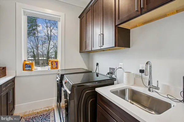 $2,300,000 | 4055 Thornton Street, Annandale, VA 22003