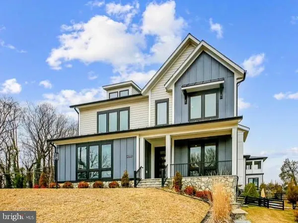 $2,300,000 | 4055 Thornton Street, Annandale, VA 22003