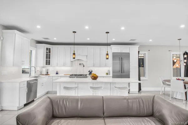 $2,398,000 | 147-07 8th Avenue | Whitestone