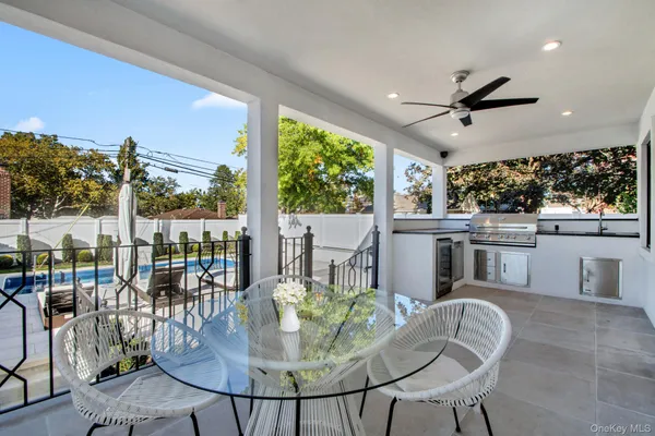$2,398,000 | 147-07 8th Avenue | Whitestone