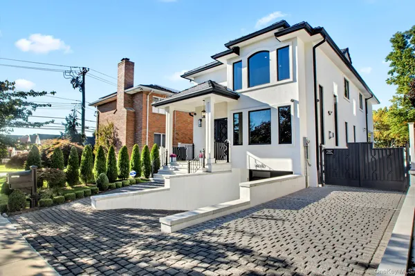 $2,398,000 | 147-07 8th Avenue | Whitestone