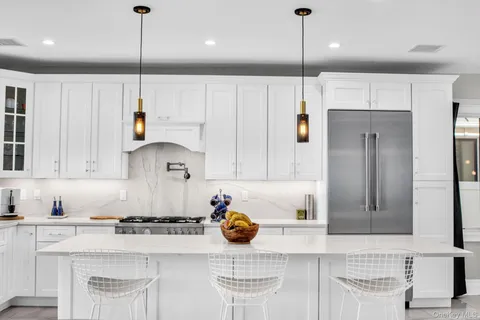 $2,398,000 | 147-07 8th Avenue | Whitestone