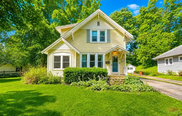 $355,000 | 1525 Maple Avenue, Cincinnati, OH 45215