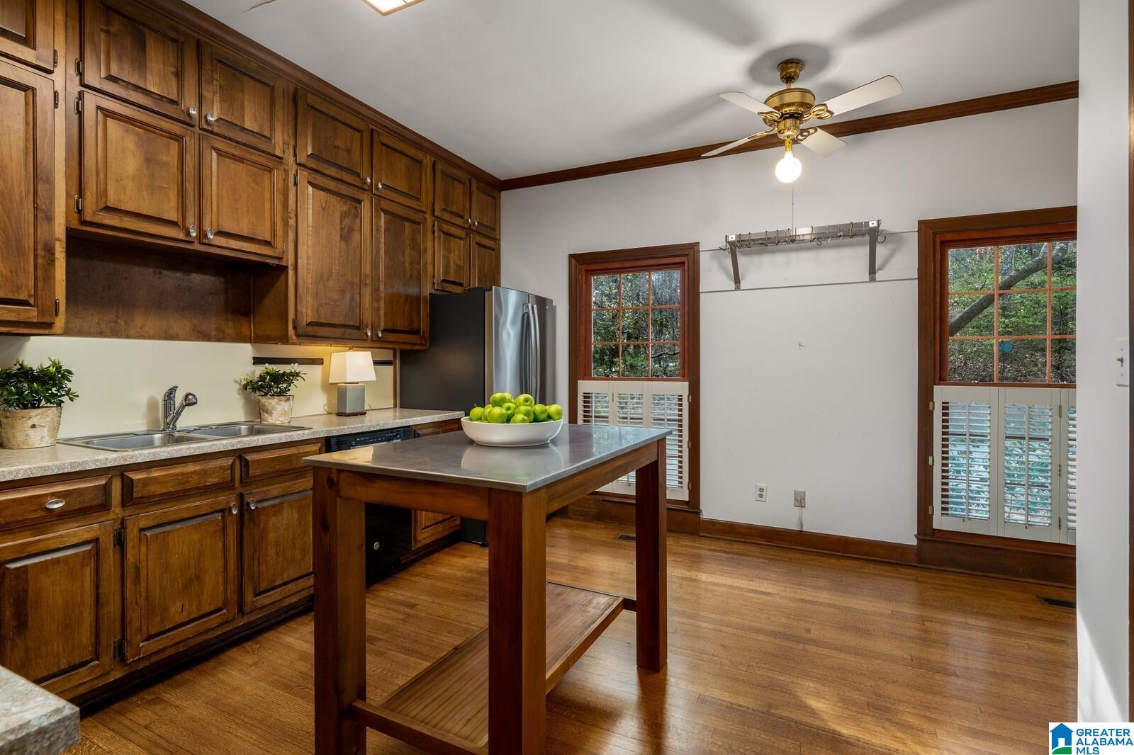 2315 Lane Park Road Birmingham, AL 35223 - Photo 16 of 45