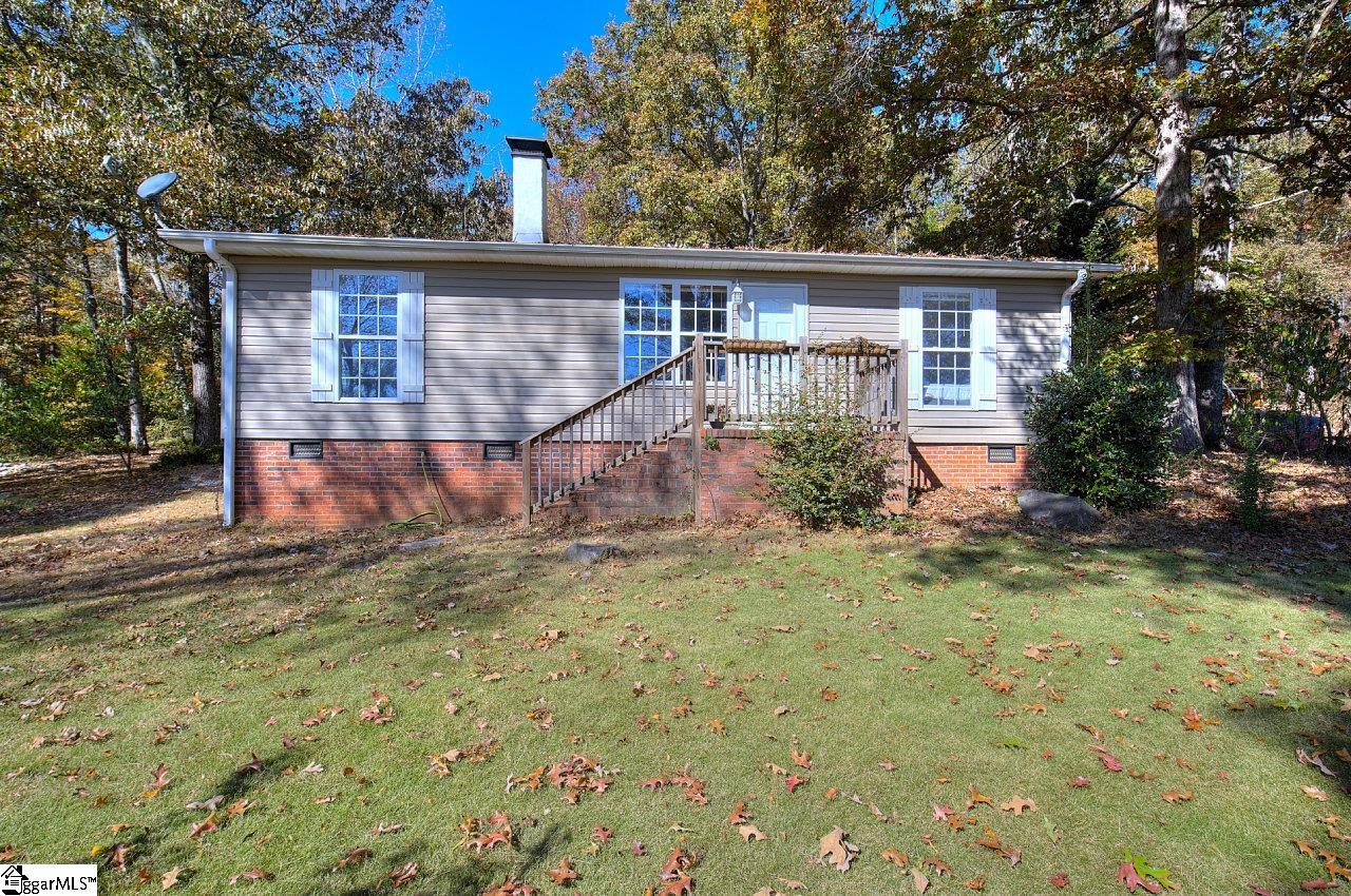 110 Kami Road Pickens, SC 29671 - Photo 3 of 34