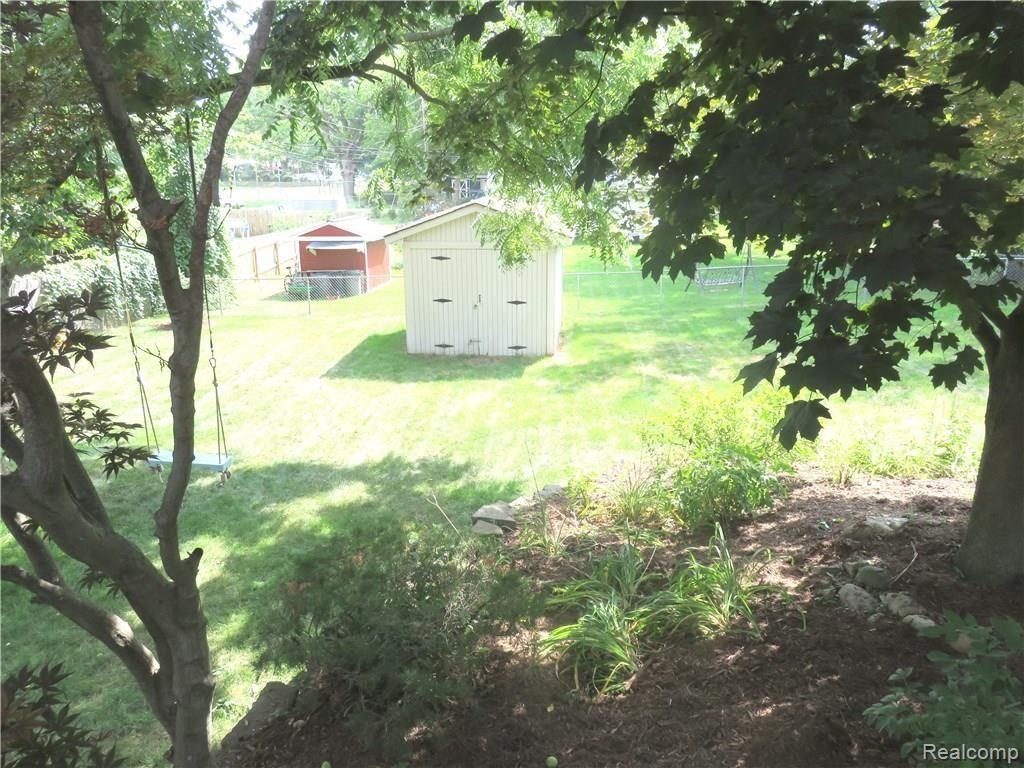521 Utah Road Rochester Hills, MI 48307 - Photo 30 of 34