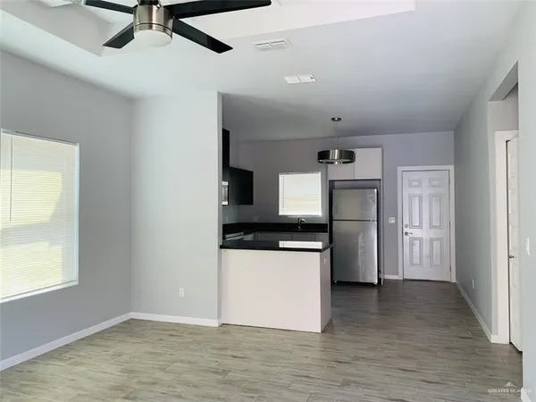 $925 | 3903 Valeria Street, Unit 2, Edinburg, TX 78541