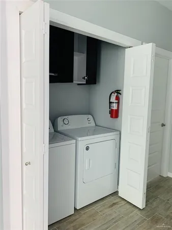 $925 | 3903 Valeria Street, Unit 2, Edinburg, TX 78541