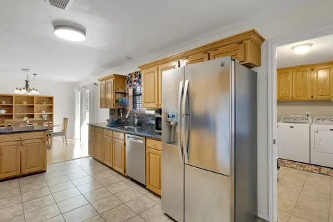 $475,000 | 41 Holly Glen, Point Blank, TX 77364