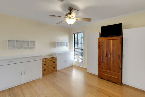 $475,000 | 41 Holly Glen, Point Blank, TX 77364