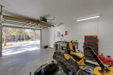 $475,000 | 41 Holly Glen, Point Blank, TX 77364