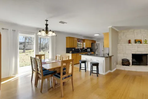 $475,000 | 41 Holly Glen, Point Blank, TX 77364