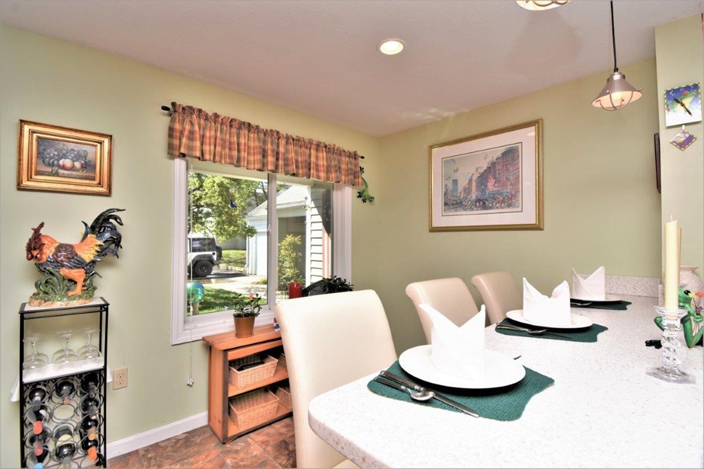 118 Stone Ridge Road, Unit 118 Franklin, MA 02038 - Photo 5 of 30 Gallery Image 5