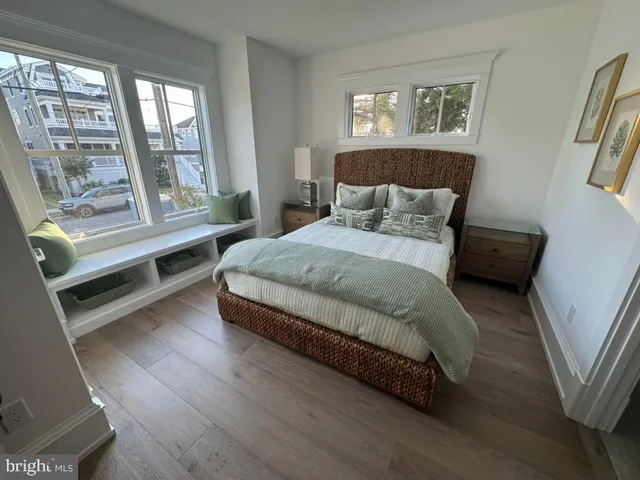 a bathroom with a sink and toilet