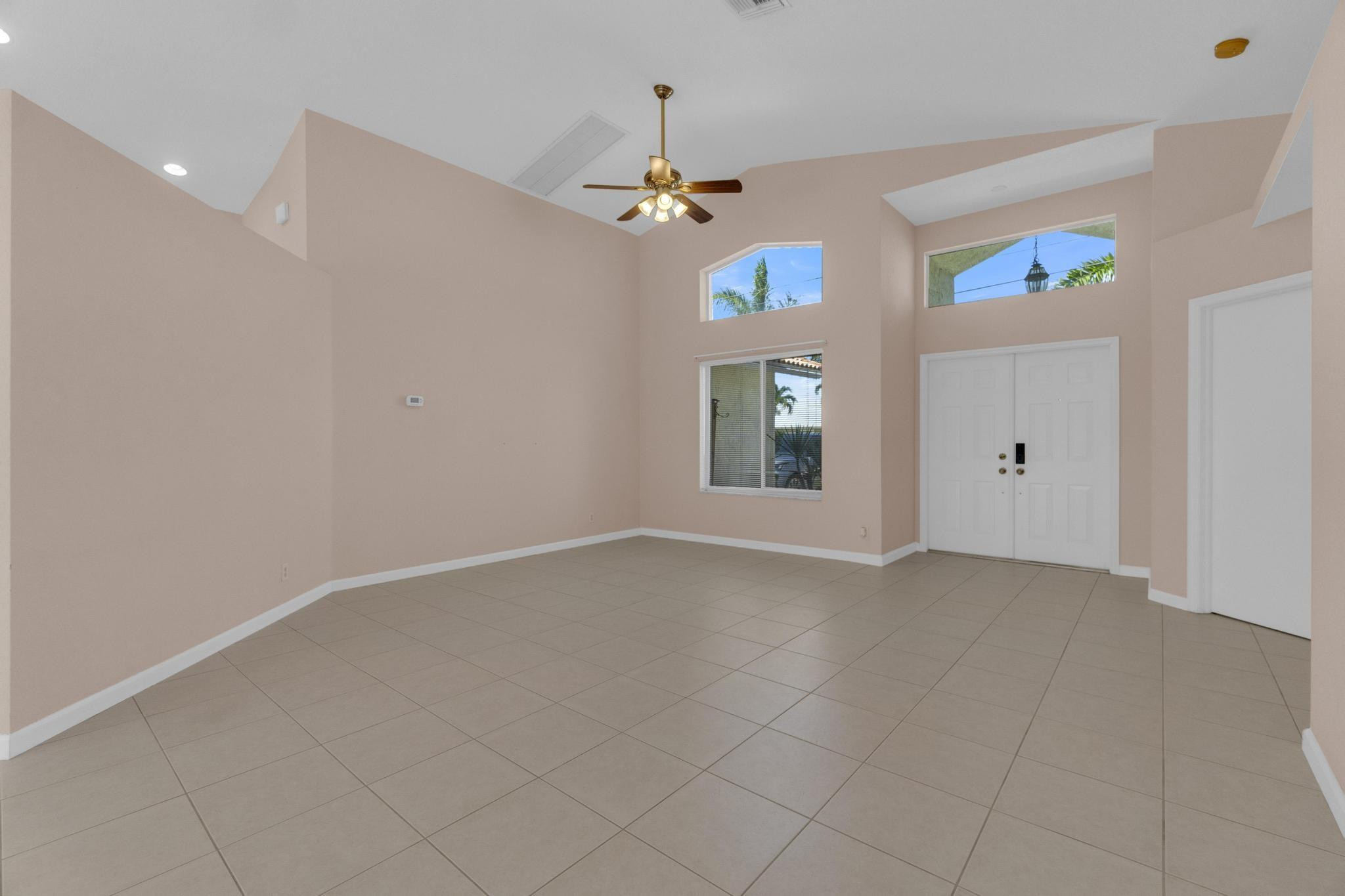 7727 Texas Trail Boca Raton, FL 33487 - Photo 5 of 32 Photo 5