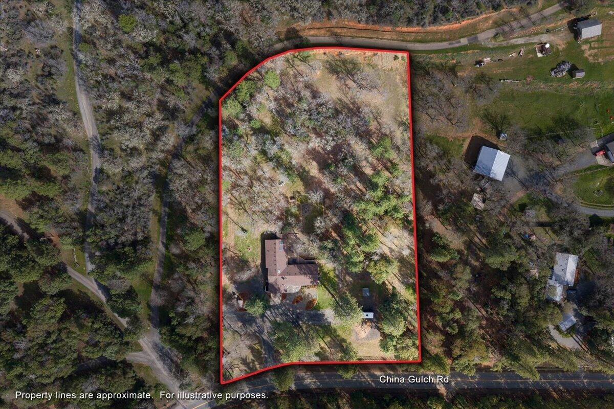 324 China Gulch Road Jacksonville, OR 97530 - Photo 39 of 45 a view of building