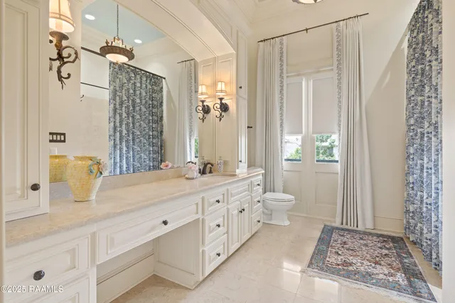 $4,900,000 | 232 Princeton Woods Loop, Lafayette, LA 70508