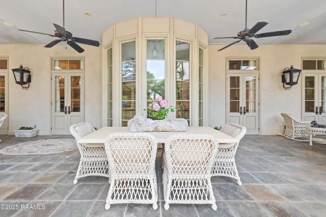 $4,900,000 | 232 Princeton Woods Loop, Lafayette, LA 70508