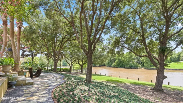 $4,900,000 | 232 Princeton Woods Loop, Lafayette, LA 70508