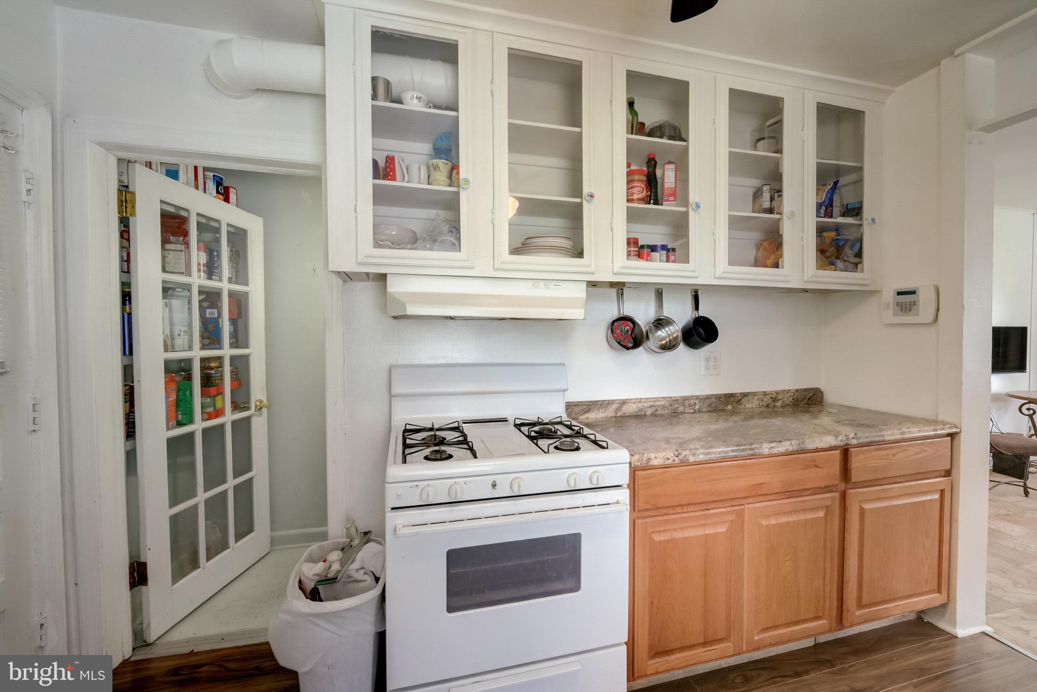 4406 Morgan Road Suitland, MD 20746 - Photo 12 of 26 Gallery Image 12