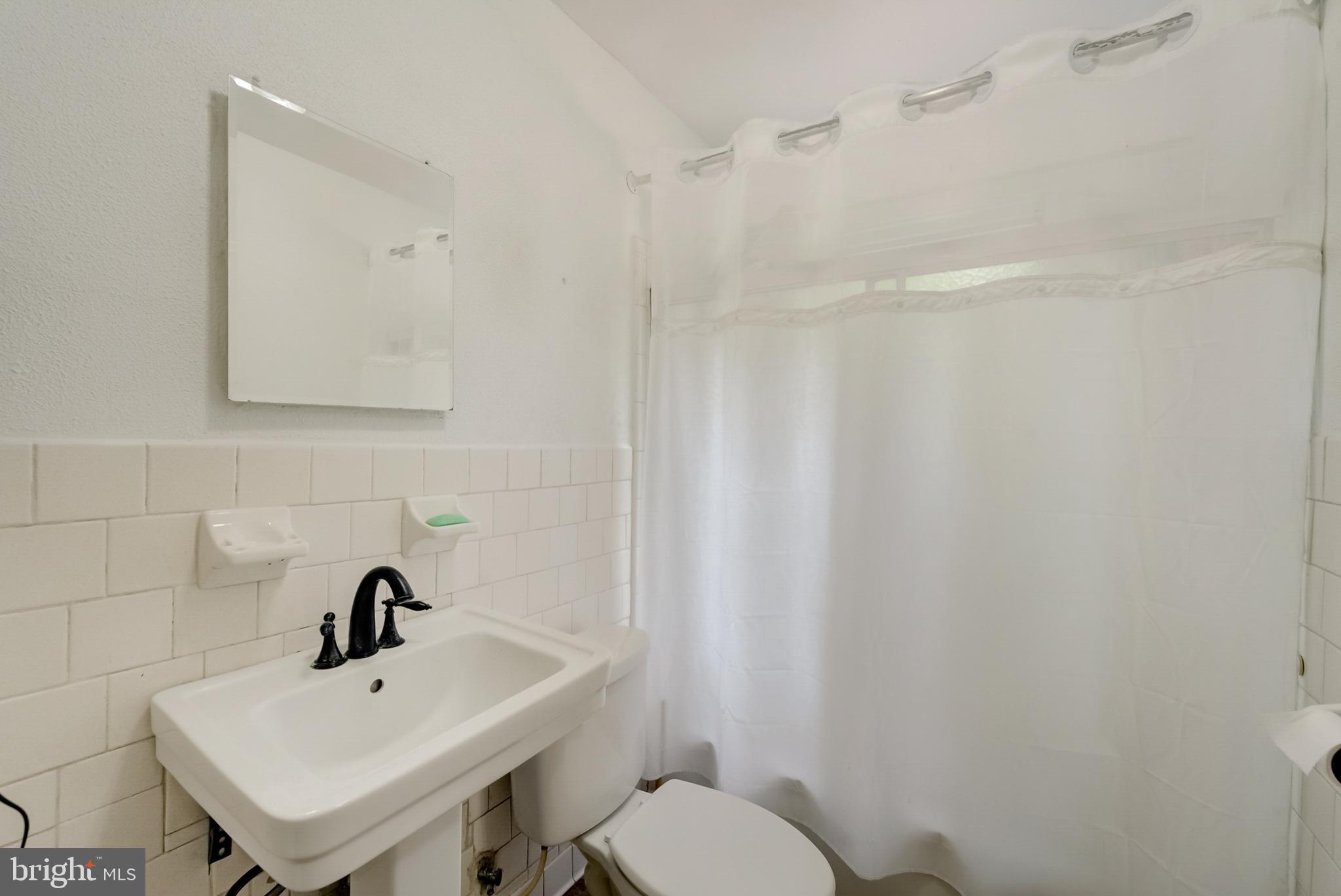 4406 Morgan Road Suitland, MD 20746 - Photo 15 of 26 Gallery Image 15