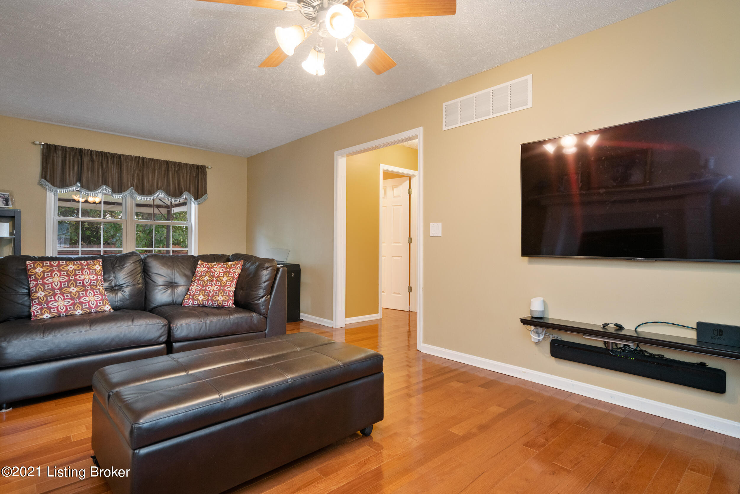 7201 Rambo Way Louisville, KY 40228 - Photo 13 of 69 7201 Rambo Way -24