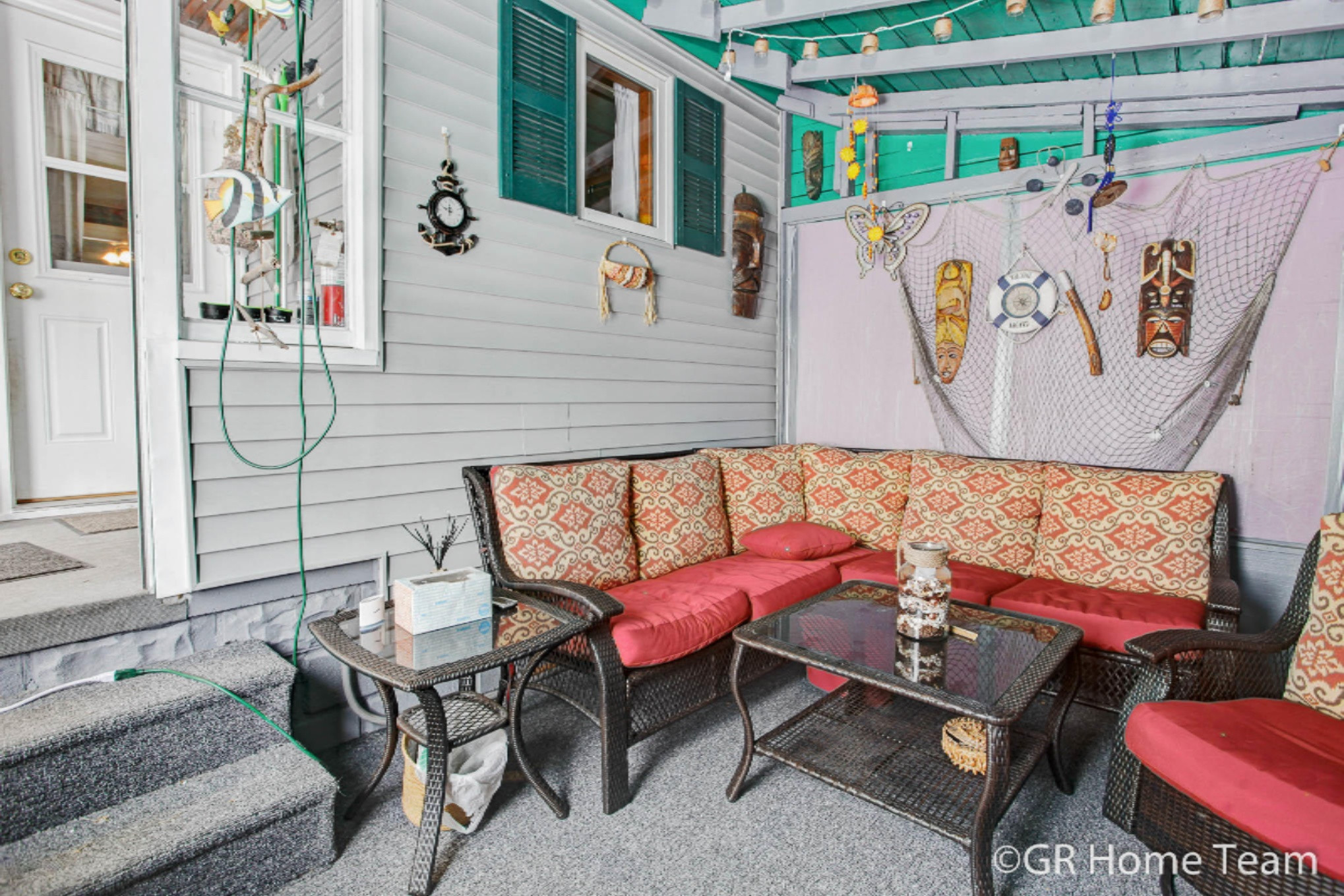 1115 Rathbone Street Southwest Wyoming, MI 49509 - Photo 25 of 31 Covered Porch