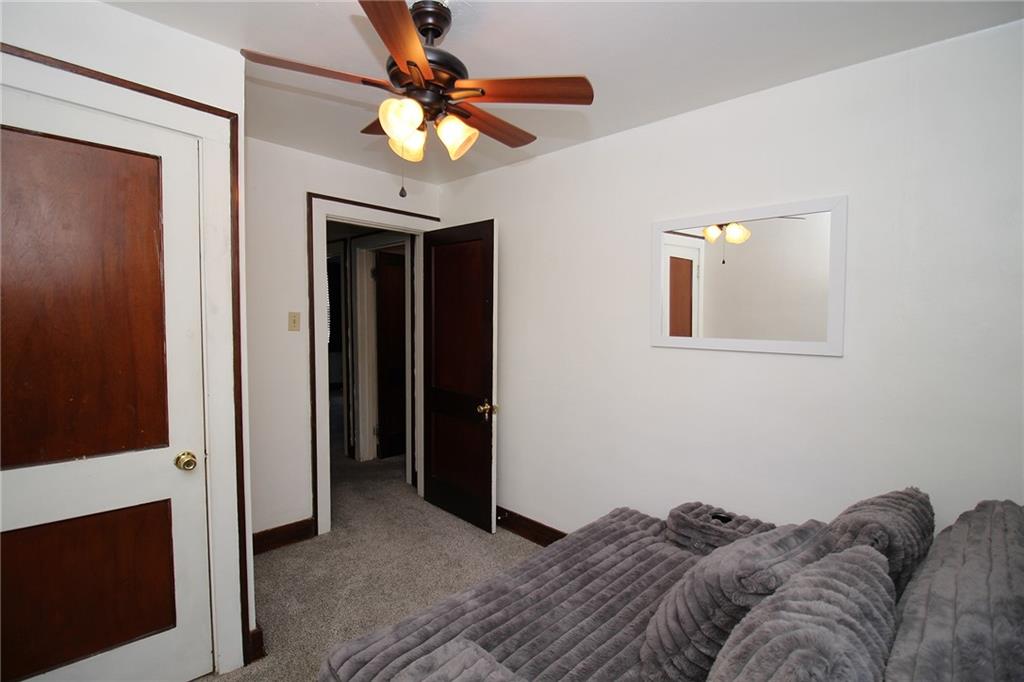 207 East Garden Road Pittsburgh, PA 15227 - Photo 21 of 37 3rd bedroom