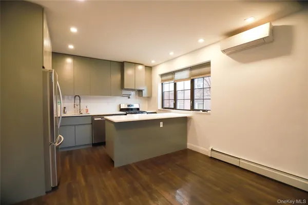 $1,499,000 | 36-20 190th Street | Auburndale