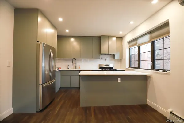 $1,499,000 | 36-20 190th Street | Auburndale