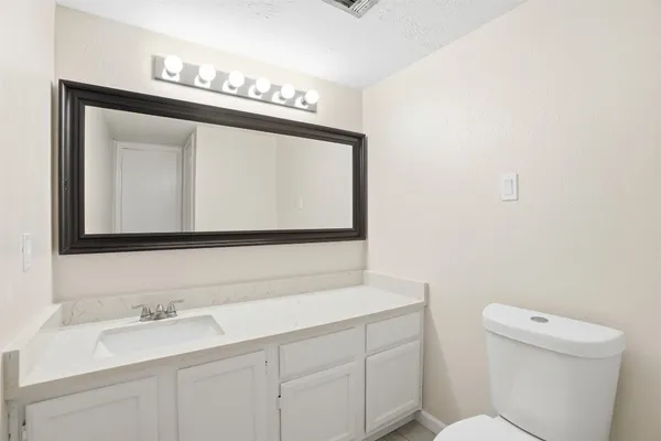 $2,700 | 7235 Battle Hills Drive, Houston, TX 77040