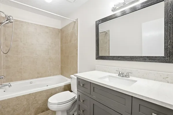 $2,700 | 7235 Battle Hills Drive, Houston, TX 77040