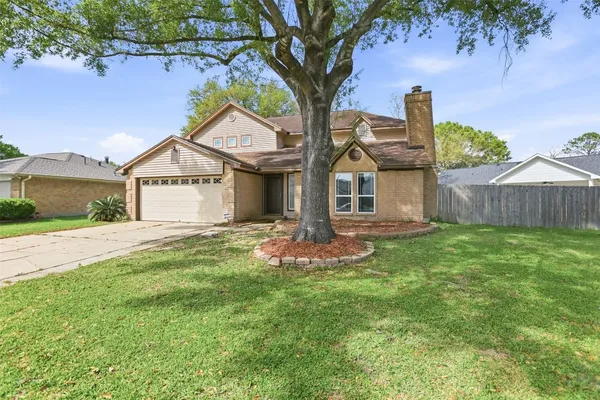 $2,700 | 7235 Battle Hills Drive, Houston, TX 77040