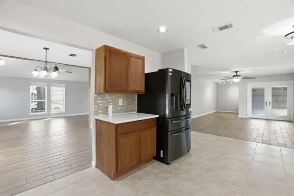 $2,700 | 7235 Battle Hills Drive, Houston, TX 77040