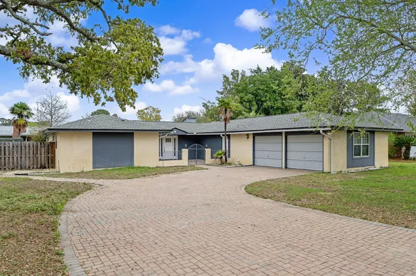 $2,800 | 6 Pinehurst Drive, Shalimar, FL 32579