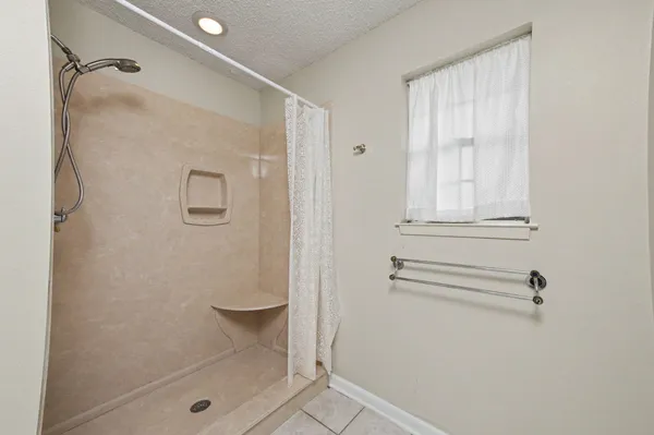 $2,800 | 6 Pinehurst Drive, Shalimar, FL 32579