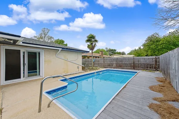 $2,800 | 6 Pinehurst Drive, Shalimar, FL 32579