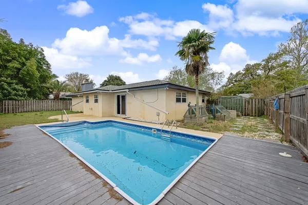 $2,800 | 6 Pinehurst Drive, Shalimar, FL 32579