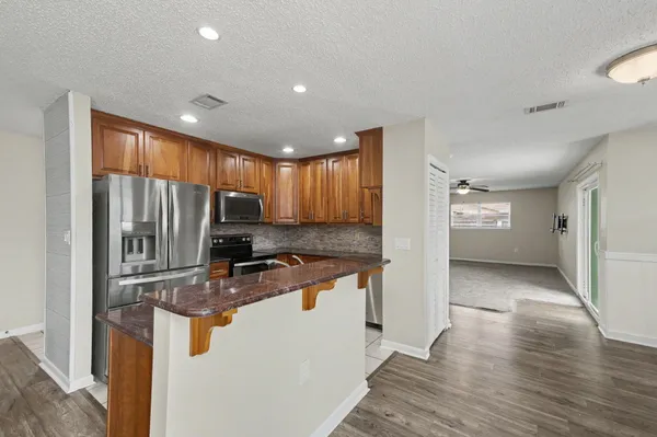 $2,800 | 6 Pinehurst Drive, Shalimar, FL 32579