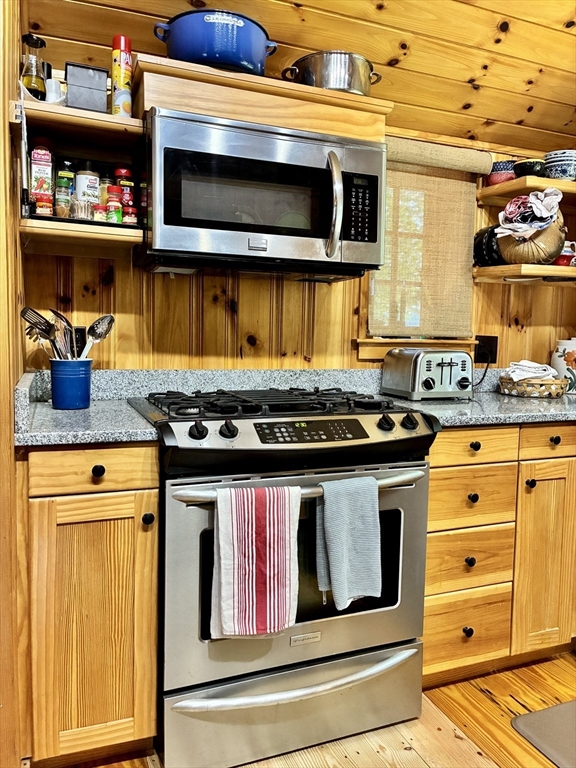 12 Lambs Cove Road Phillipston, MA 01331 - Photo 13 of 40 Gallery Image 13