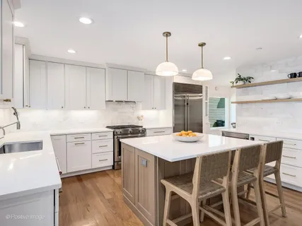 $1,100,000 | 452 South Harvard Avenue, Villa Park, IL 60181