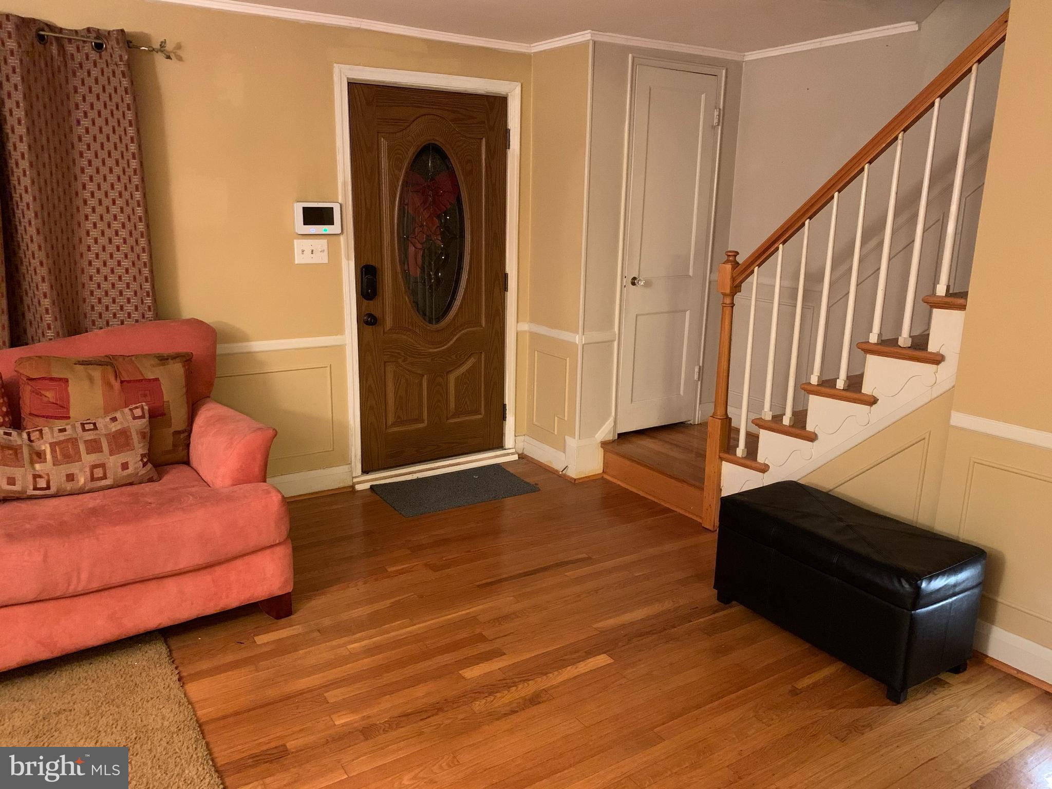 5777 Edgepark Road Baltimore, MD 21239 - Photo 4 of 18 Livingroom
