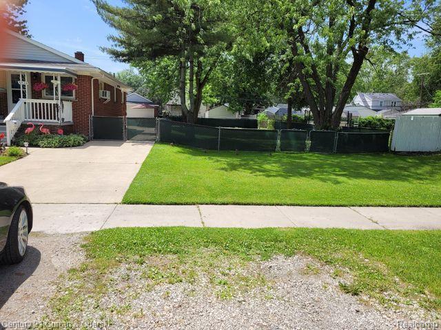 6526 Pardee Road Taylor, MI 48180 - Photo 3 of 15 Gallery Image 3
