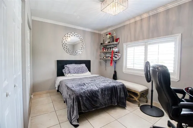 $904,999 | 2080 Northeast 26th Street, Lighthouse Point, FL 33064