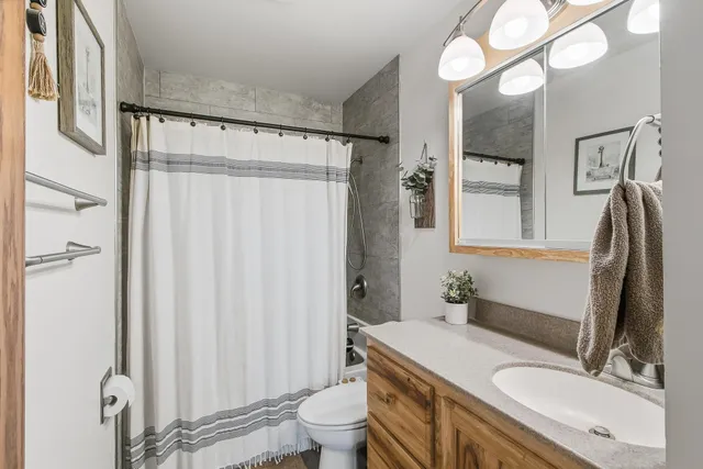 $359,900 | W3536 Highway 16, Rio, WI 53960