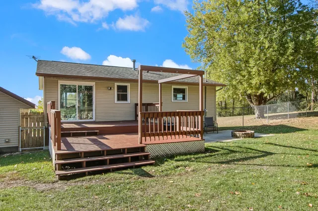 $359,900 | W3536 Highway 16, Rio, WI 53960