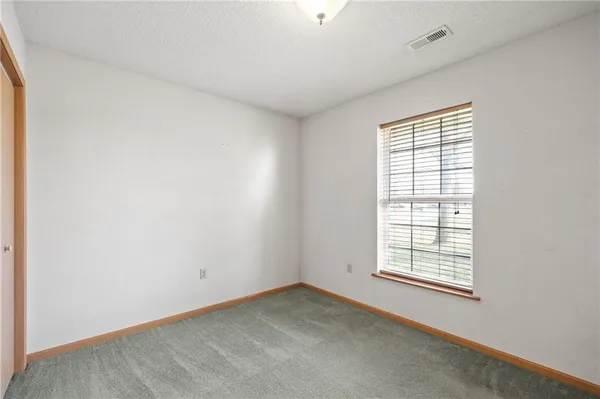 $224,000 | 124 Northwest 171 Road, Warrensburg, MO 64093