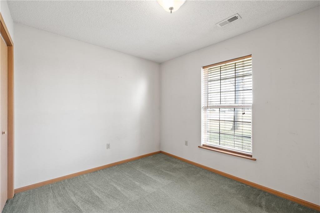 124 Northwest 171 Road Warrensburg, MO 64093 - Photo 15 of 28