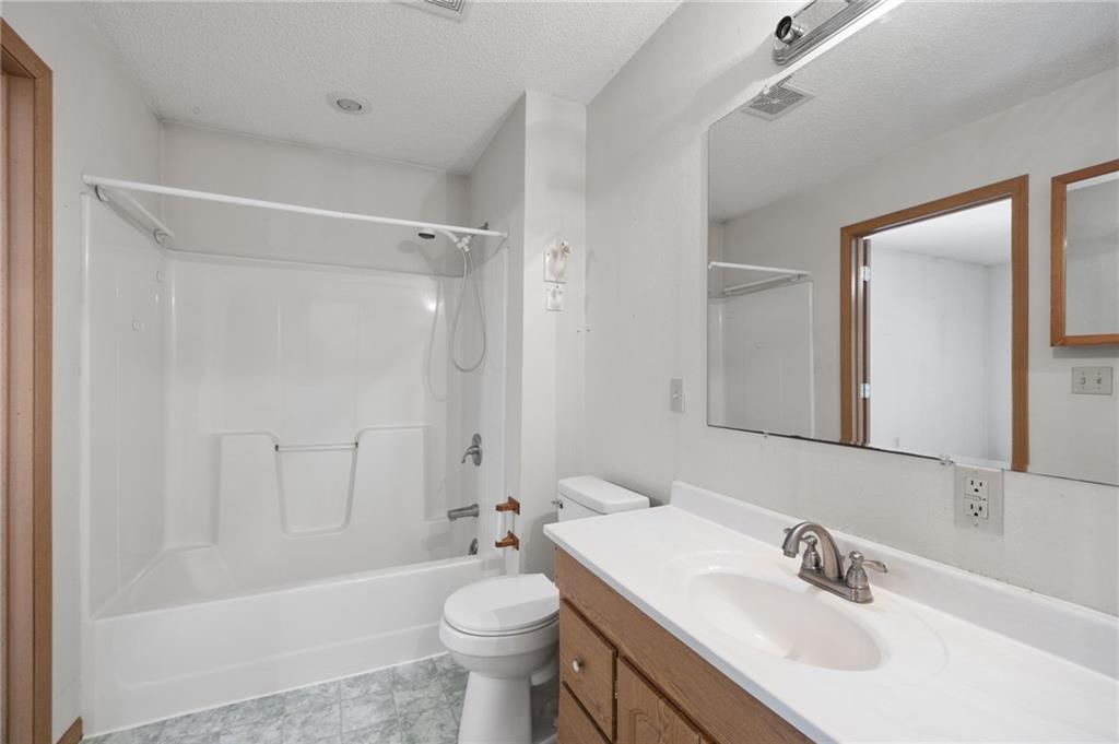 124 Northwest 171 Road Warrensburg, MO 64093 - Photo 21 of 28