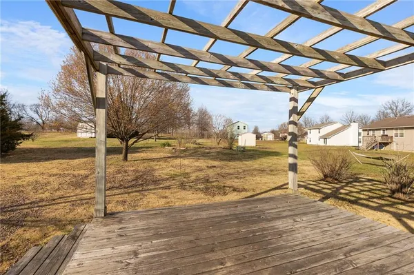 $224,000 | 124 Northwest 171 Road, Warrensburg, MO 64093